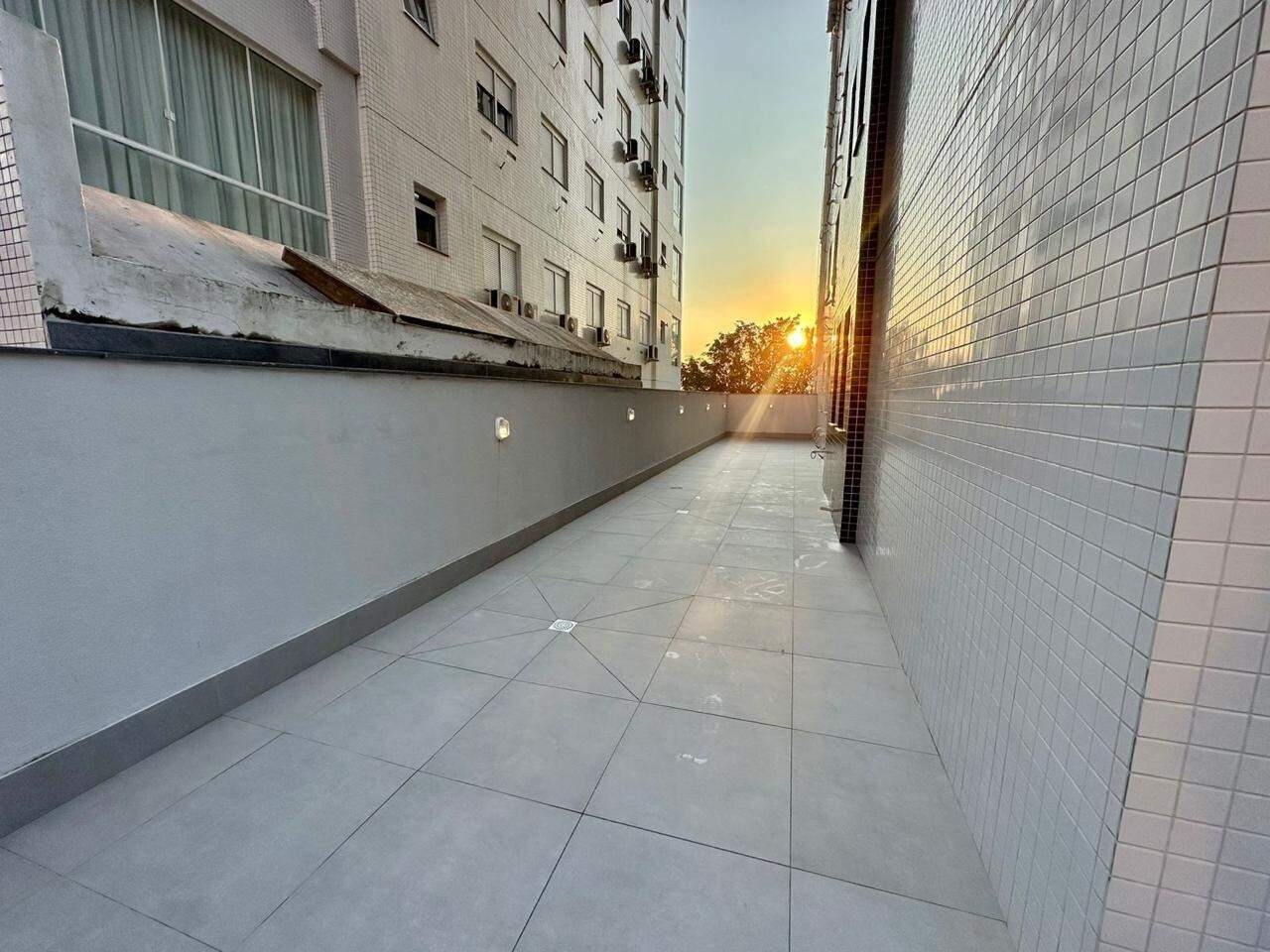 Apartamento à venda no Navegantes: 