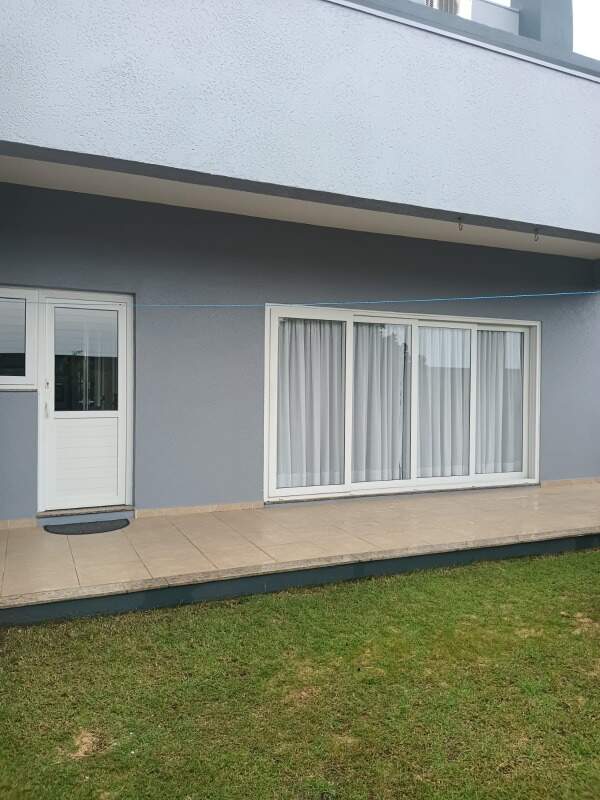 Casa em Condomínio à venda no Noiva do Mar: 