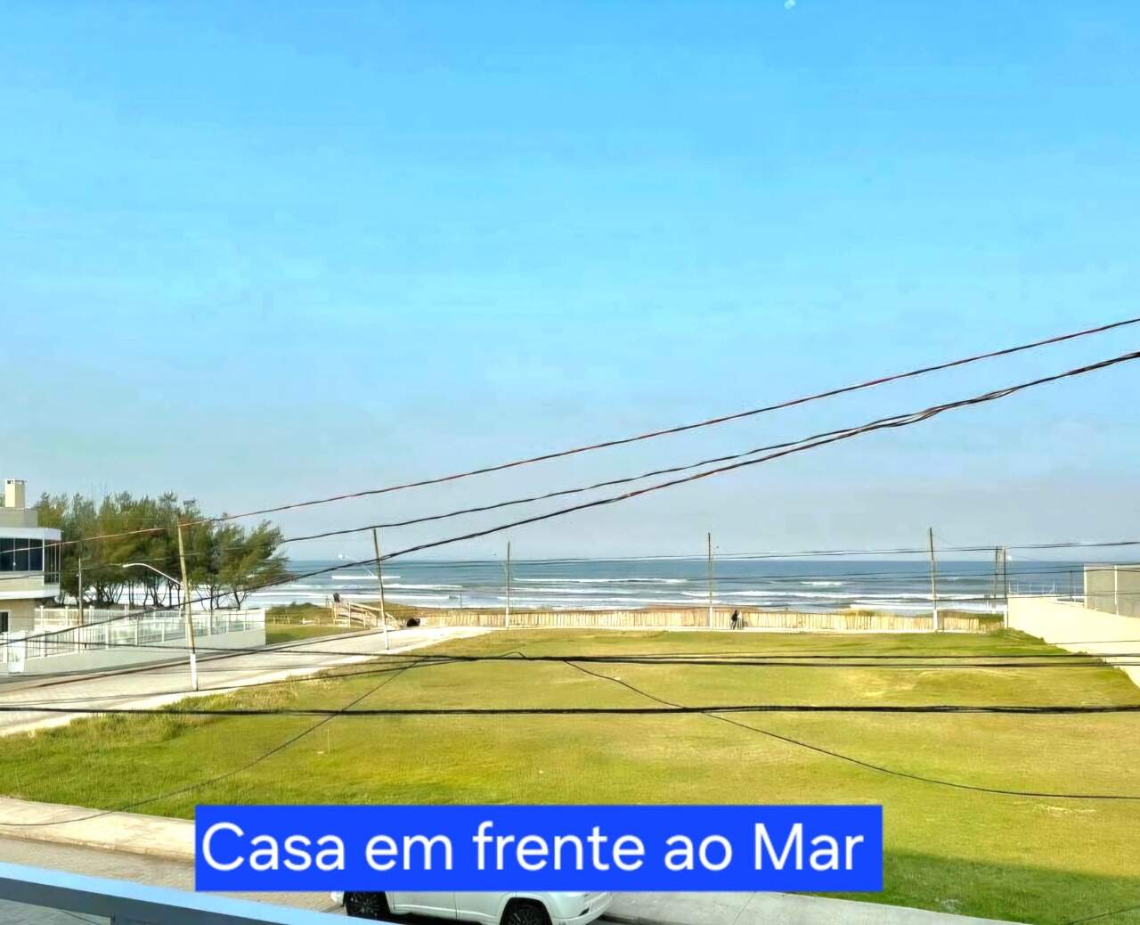Casa à venda no Araça: 