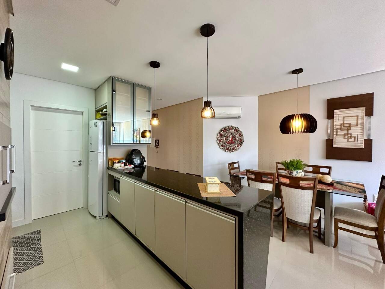 Apartamento à venda no Zona Nova: 