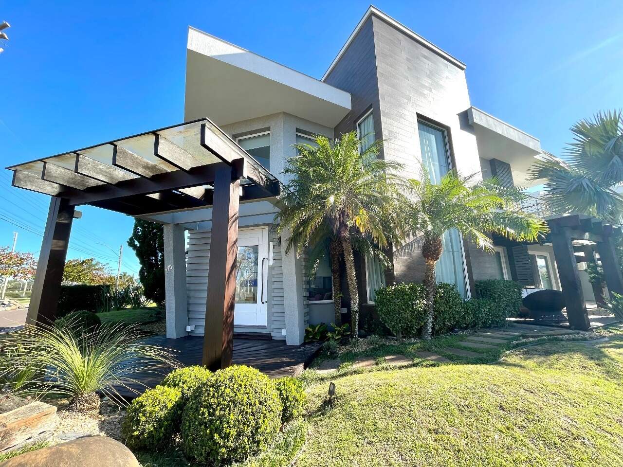 Casa em Condomínio à venda no Condado de Capão : 