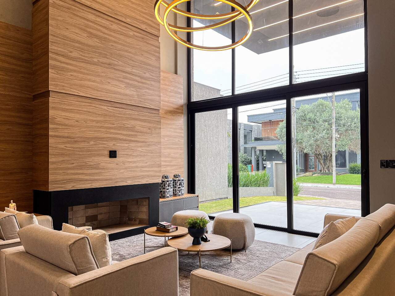 Casa em Condomínio à venda no Velas da Marina: 