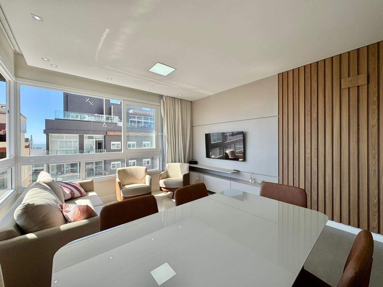 Apartamento à venda no Zona Nova: 