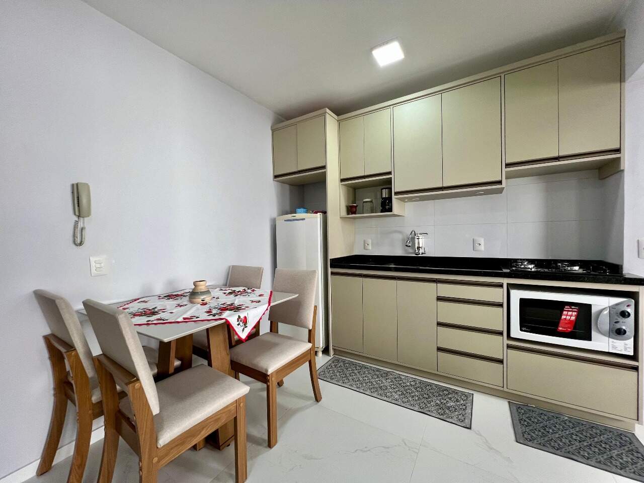 Apartamento à venda no Zona Nova: 
