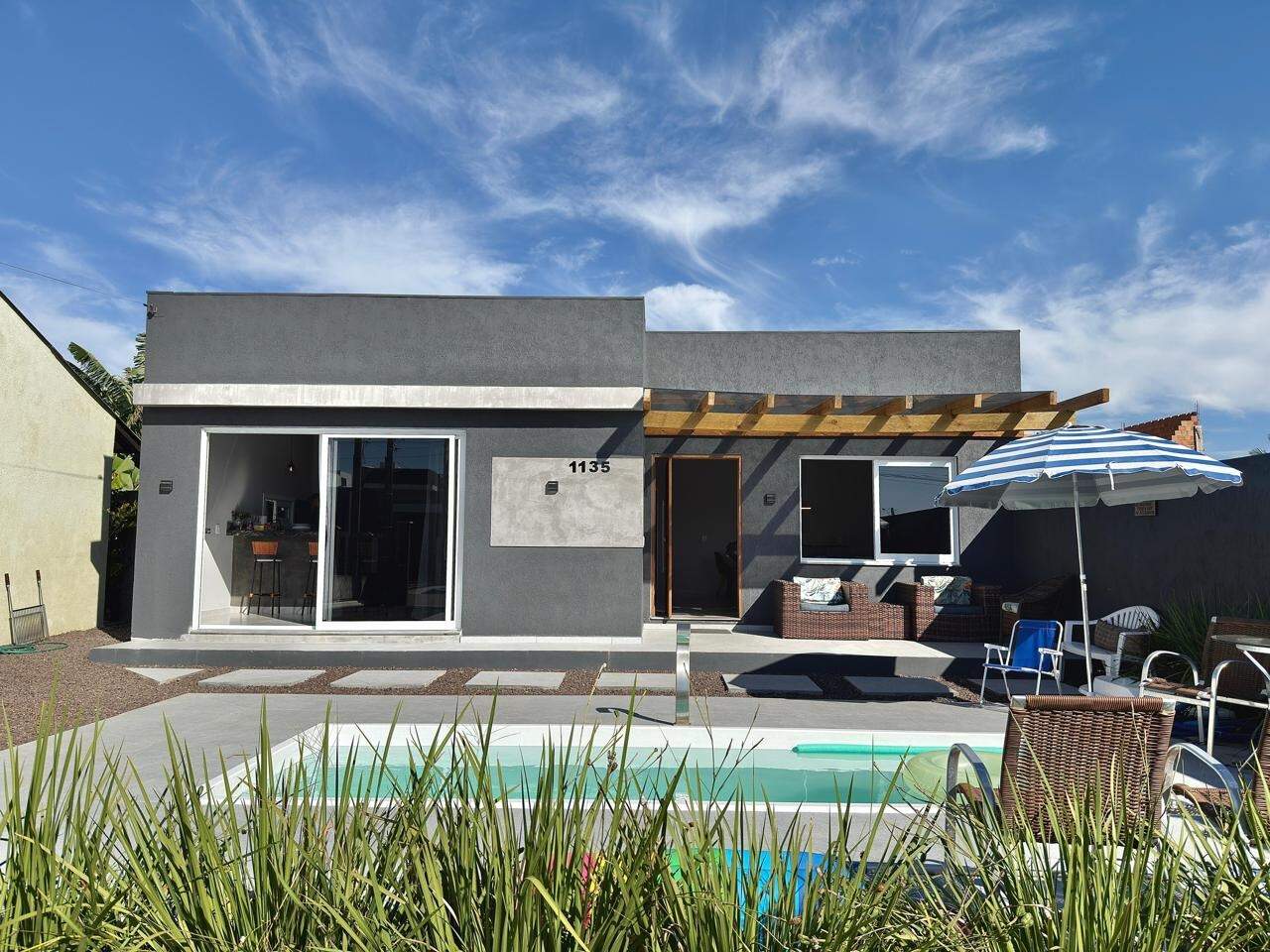 Casa à venda no Rainha do Mar: 