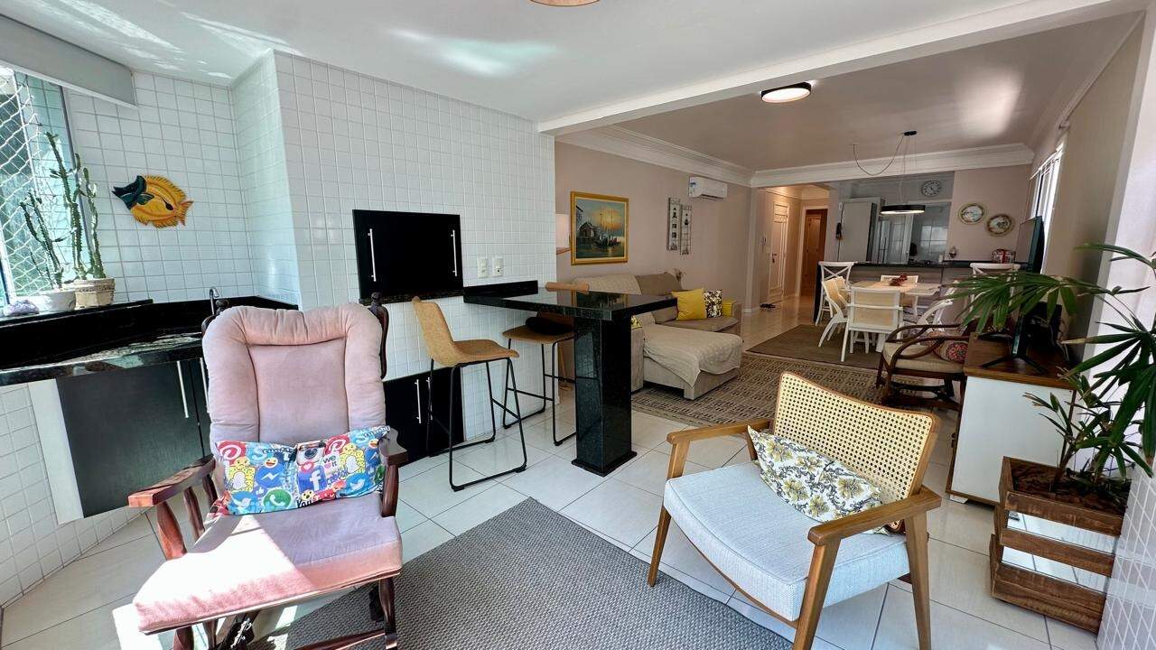 Apartamento à venda no Zona Nova: 