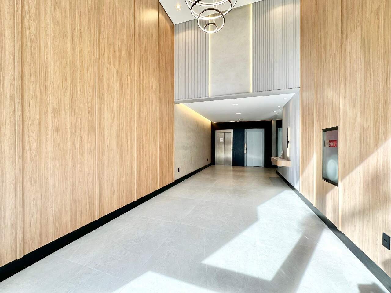 Apartamento à venda no Zona Nova: 
