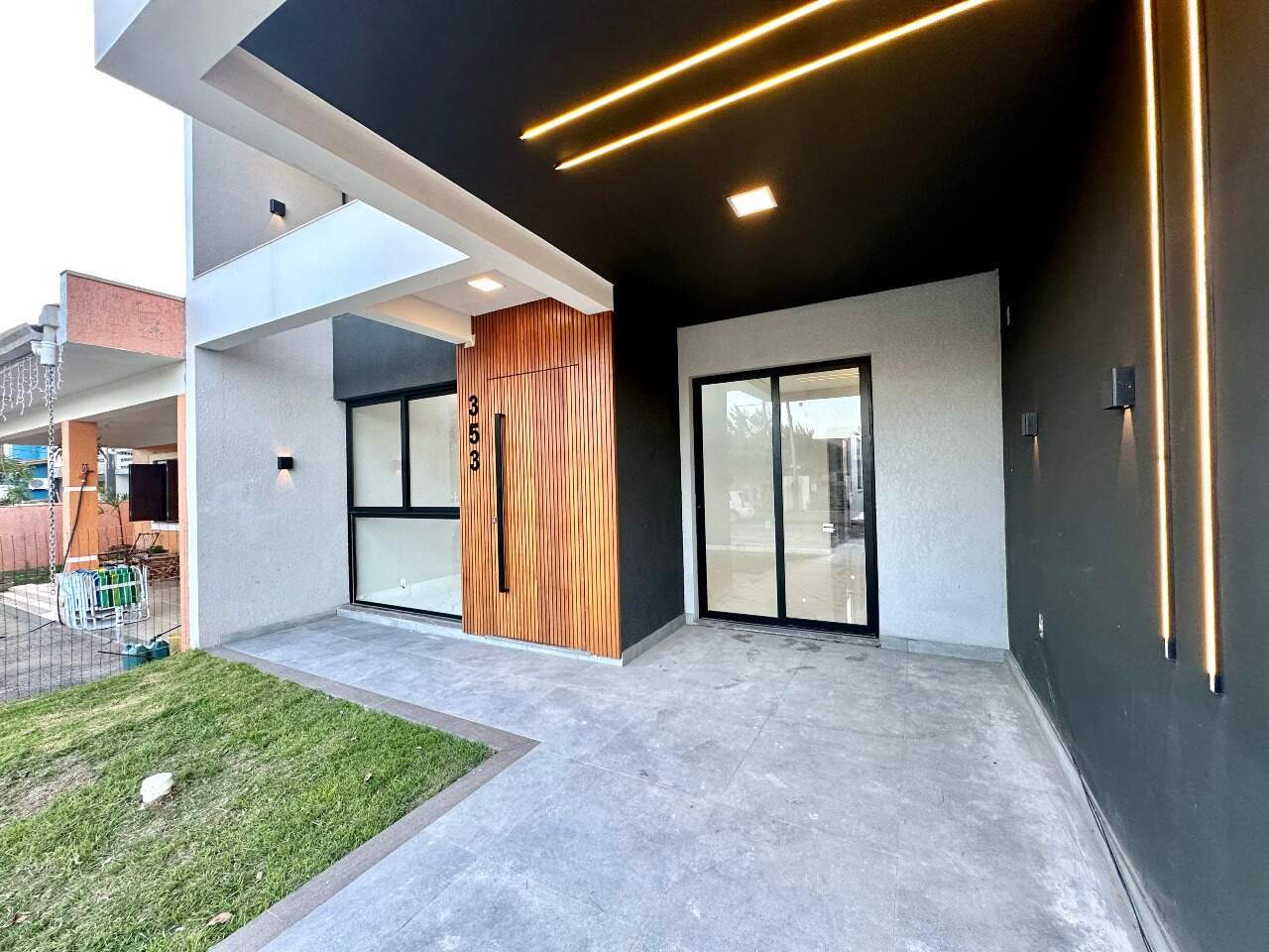 Casa à venda no Praia Zona Norte: 