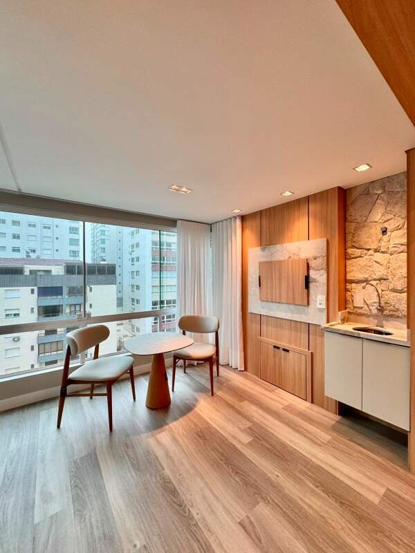 Apartamento à venda no Zona Nova: 