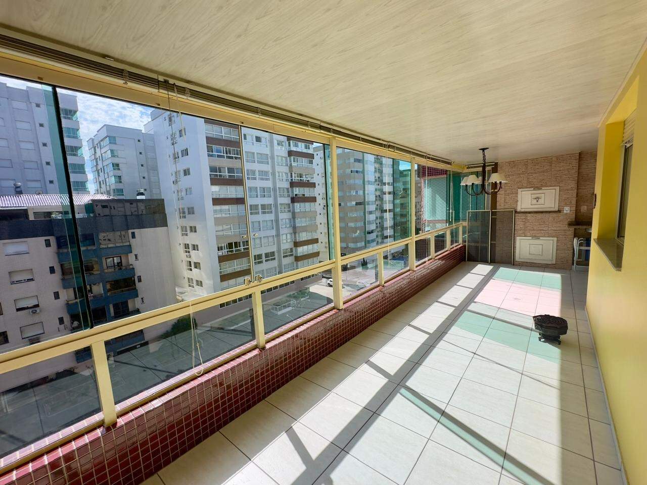 Apartamento à venda no Zona Nova: 