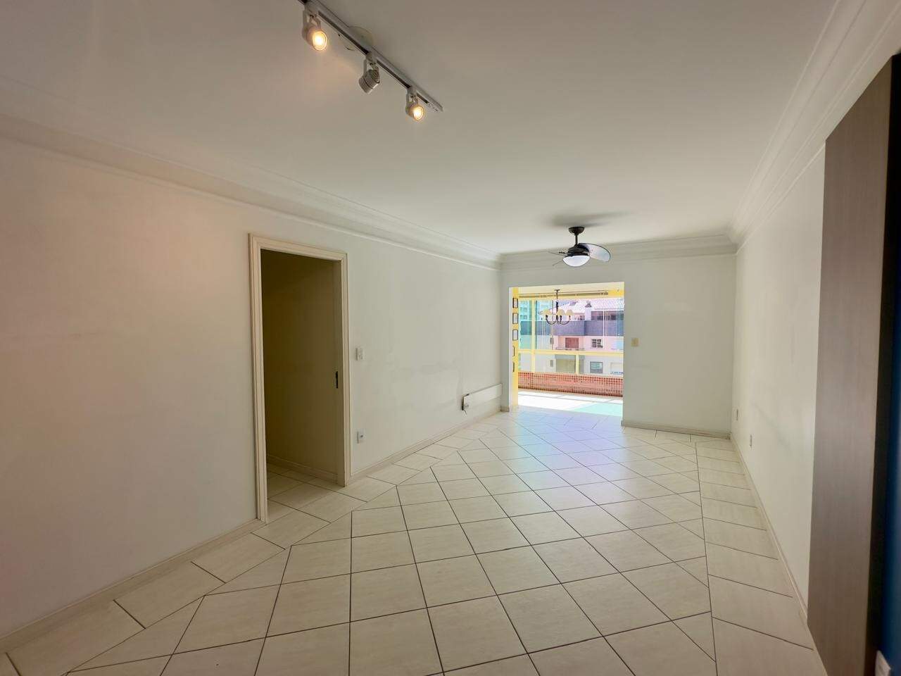 Apartamento à venda no Zona Nova: 