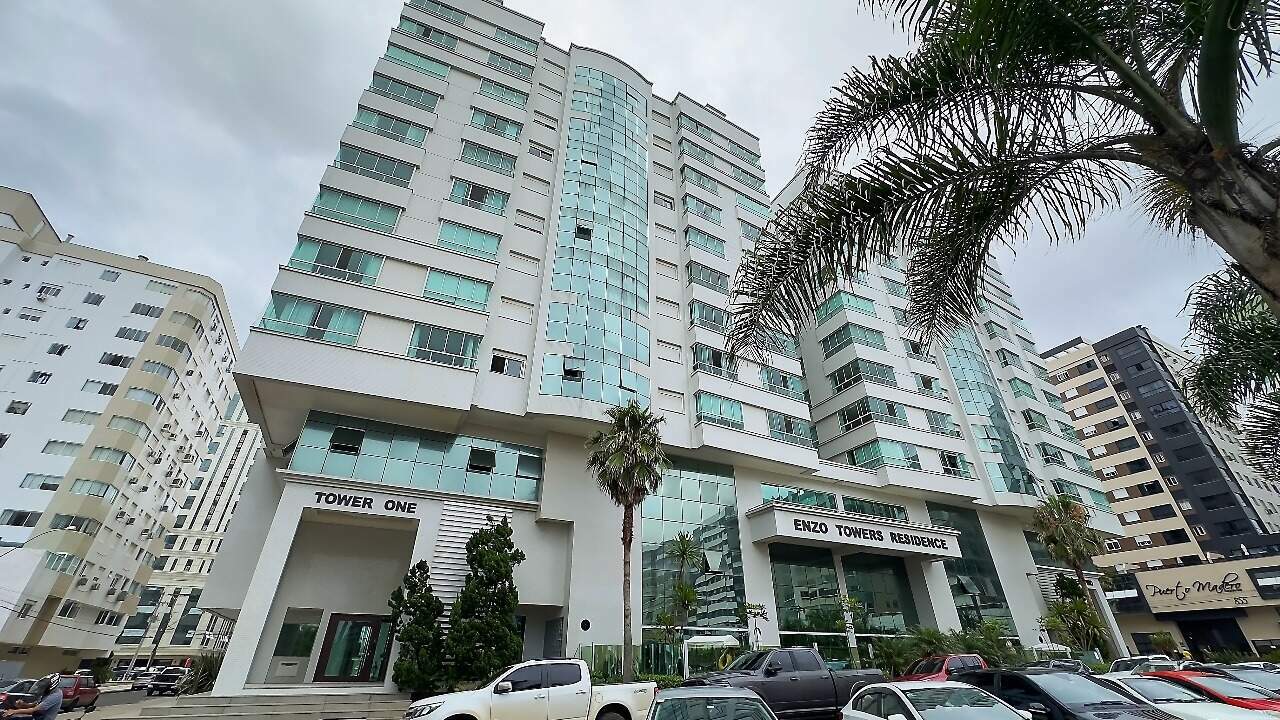 Apartamento à venda no Zona Nova: 