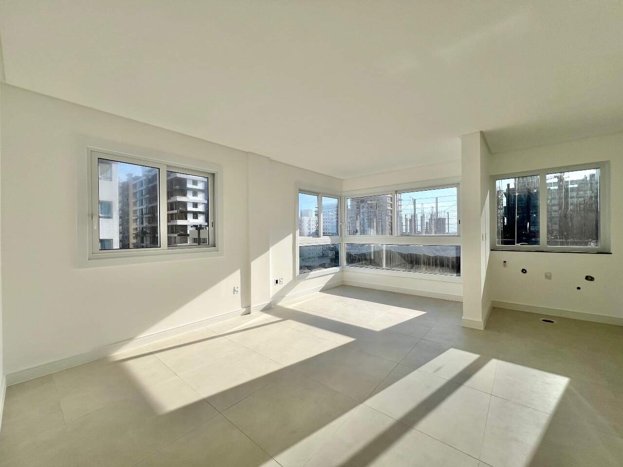 Apartamento à venda no Zona Nova: 
