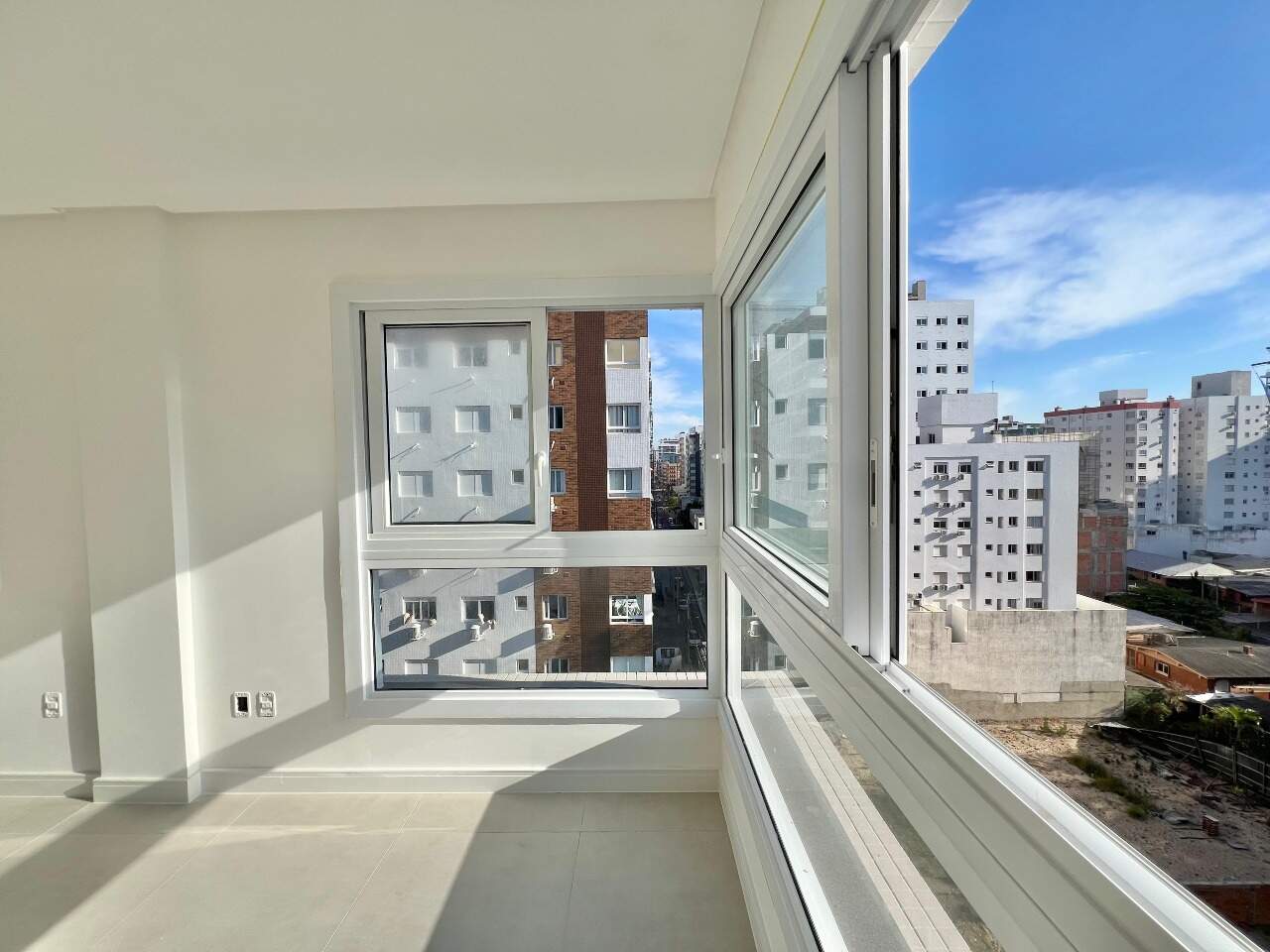 Apartamento à venda no Zona Nova: 