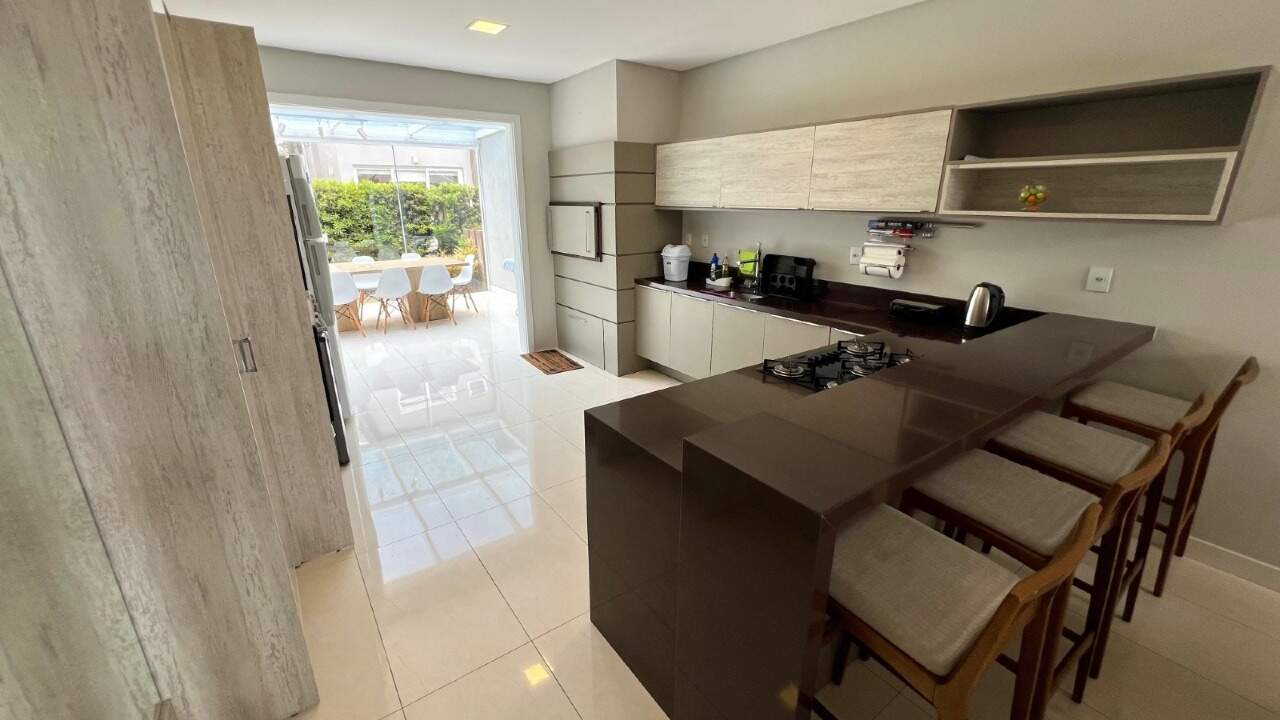 Casa em Condomínio à venda no Condomínio Las Palmas: 