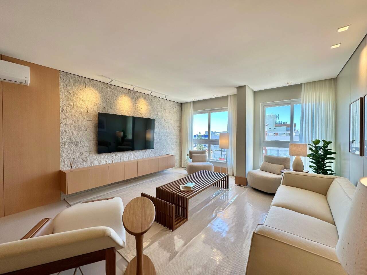 Apartamento à venda no Zona Nova: 