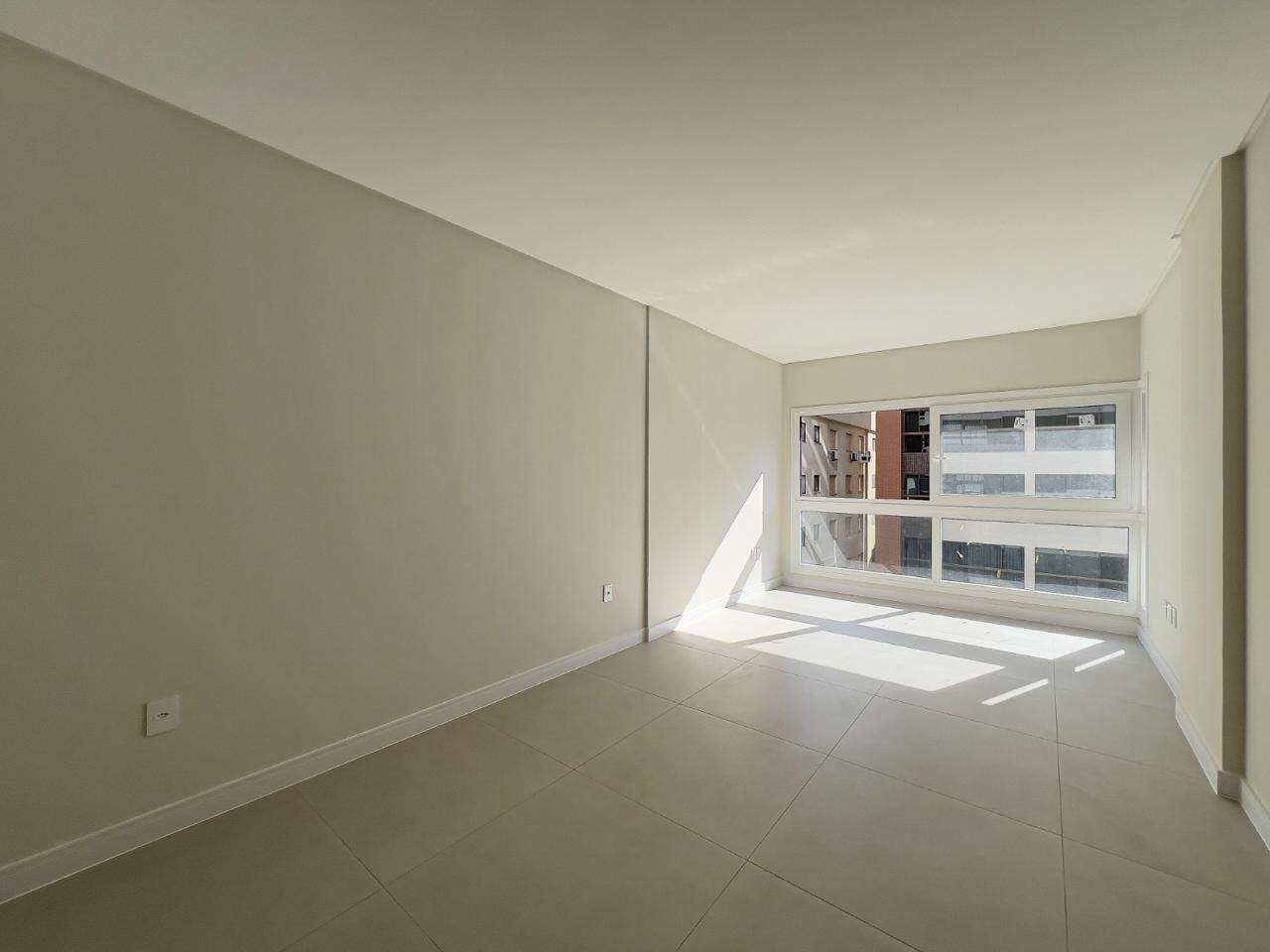 Apartamento à venda no Zona Nova: 