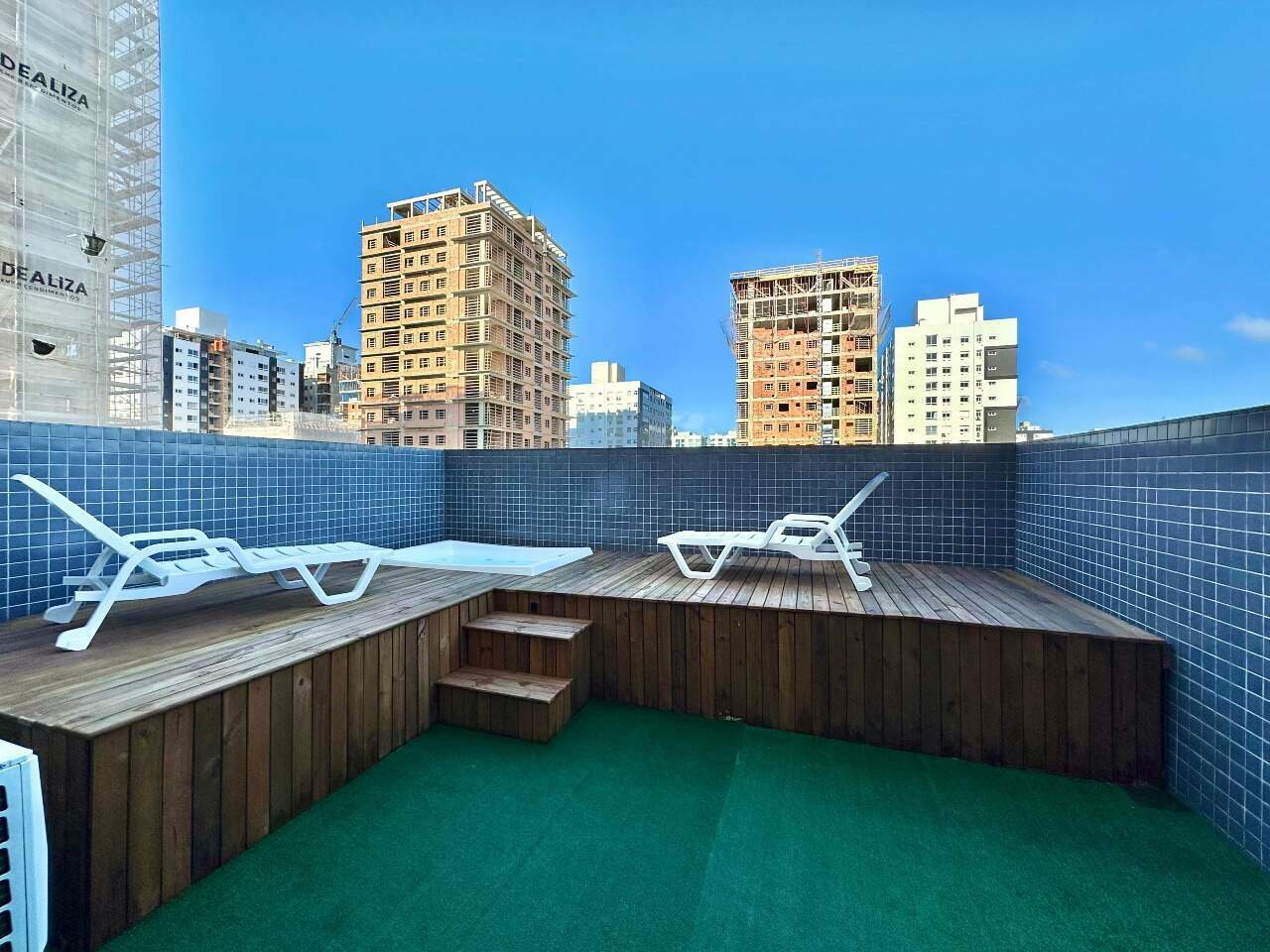 Apartamento à venda no Zona Nova: 