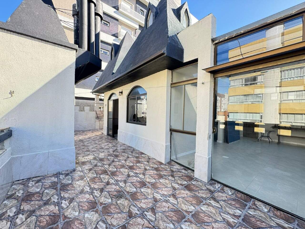 Apartamento à venda no Zona Nova: 