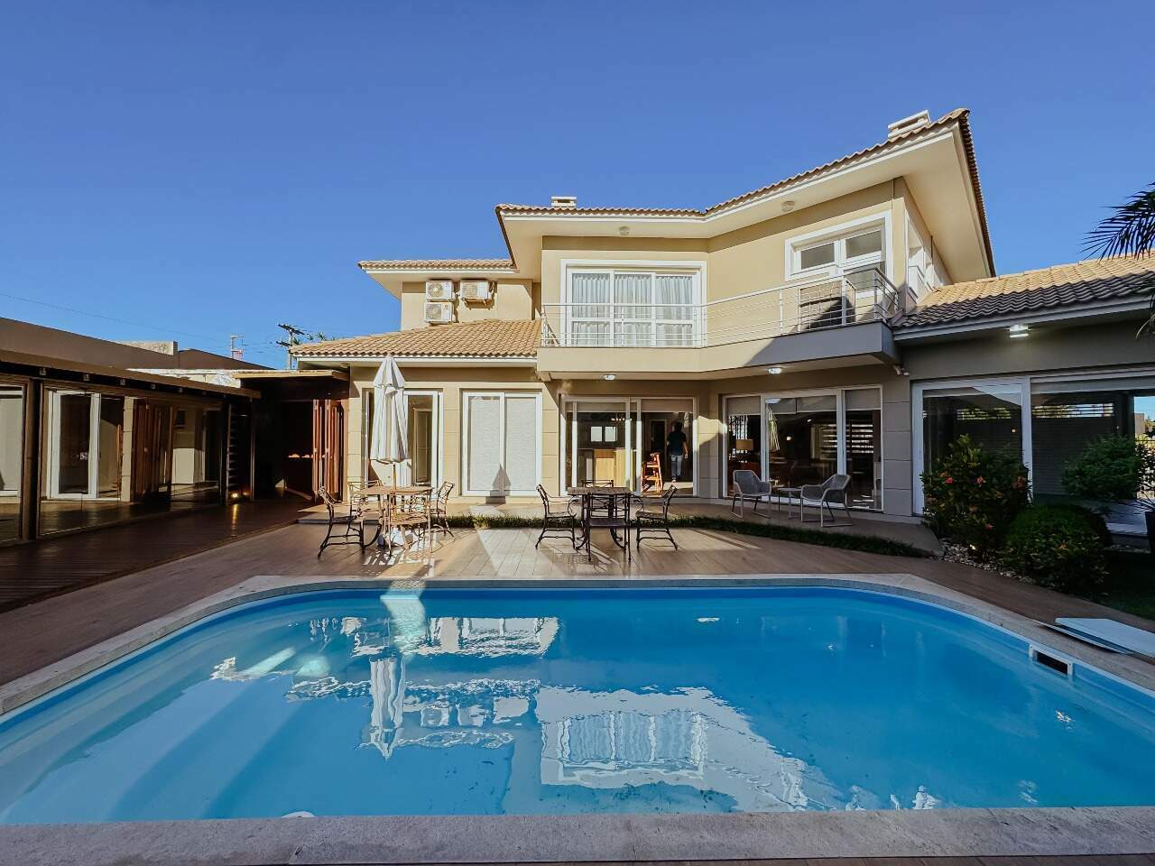 Casa à venda no Girassol: 