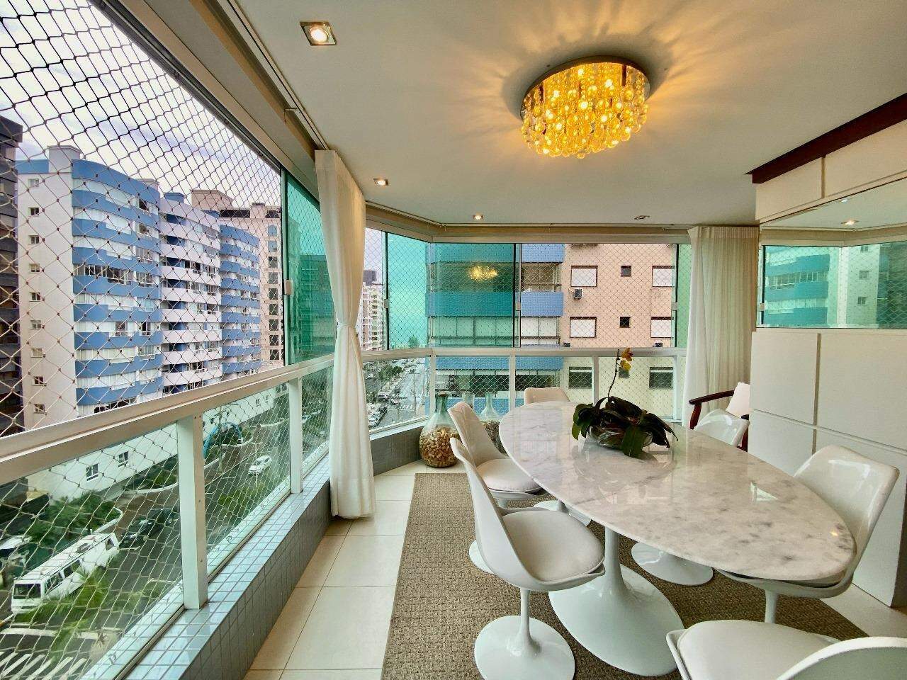 Apartamento à venda no Navegantes: 