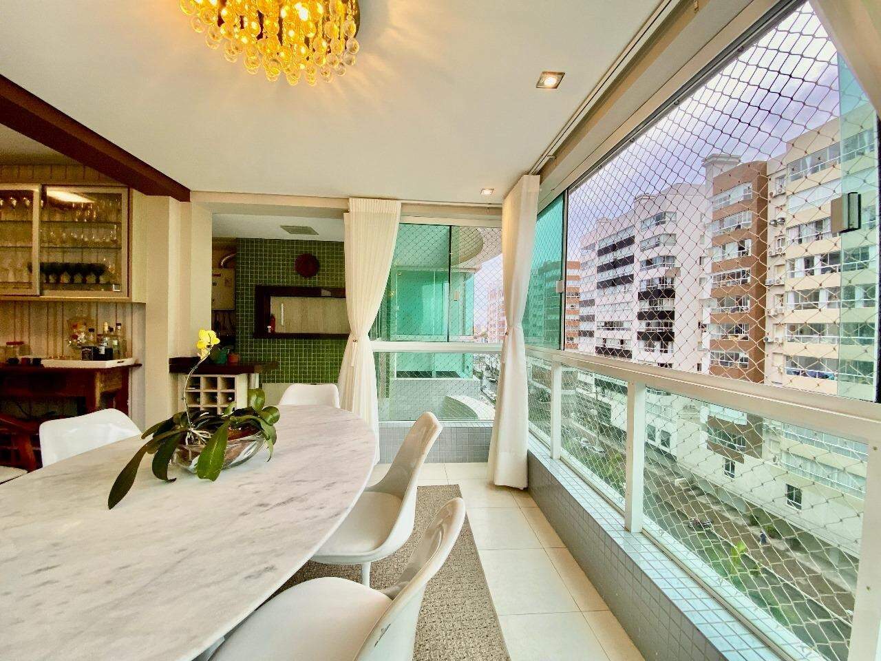 Apartamento à venda no Navegantes: 
