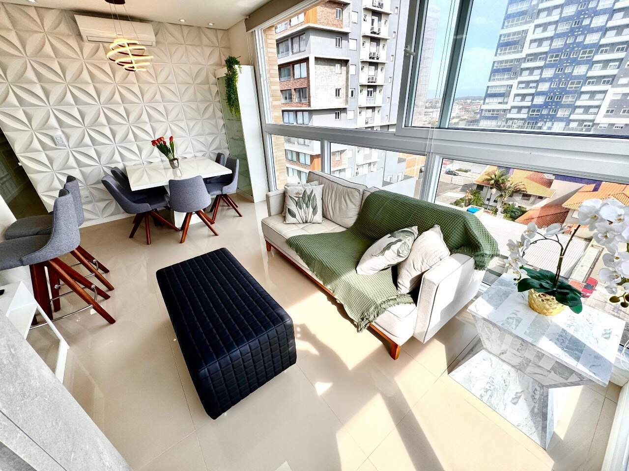 Apartamento à venda no Zona Nova: 