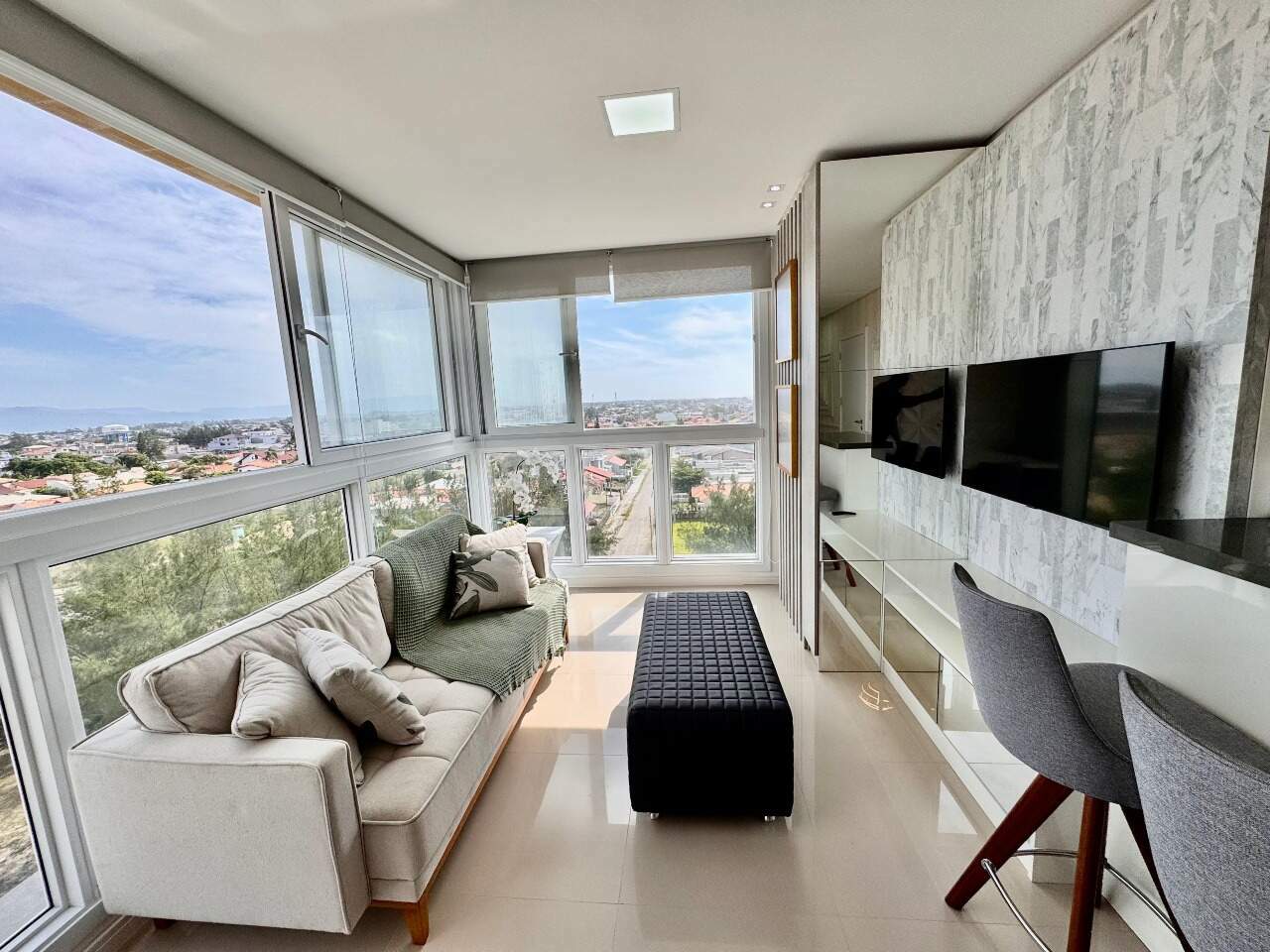 Apartamento à venda no Zona Nova: 
