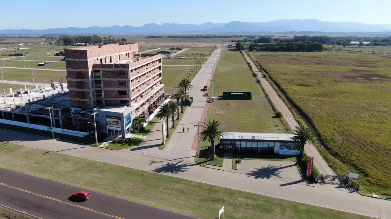 Terreno em Condomínio à venda no Santorini Parque: 