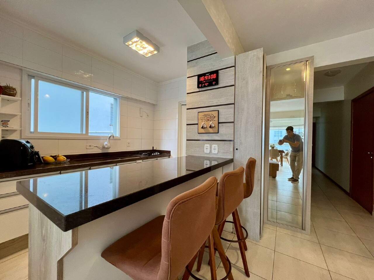Apartamento à venda no Zona Nova: 