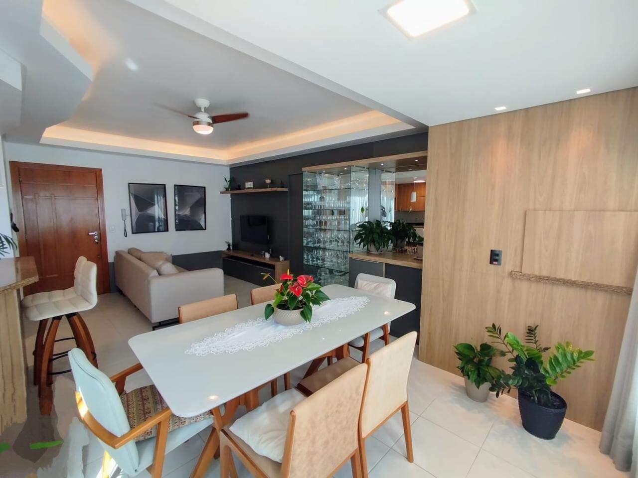 Apartamento à venda no Zona Nova: 
