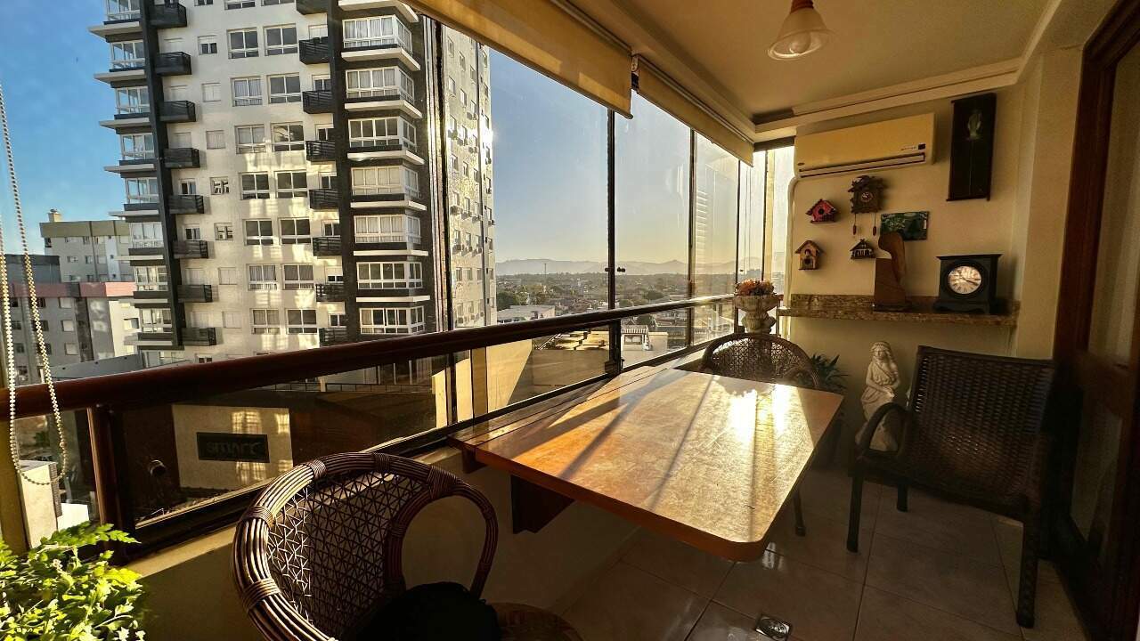 Apartamento à venda no Zona Nova: 