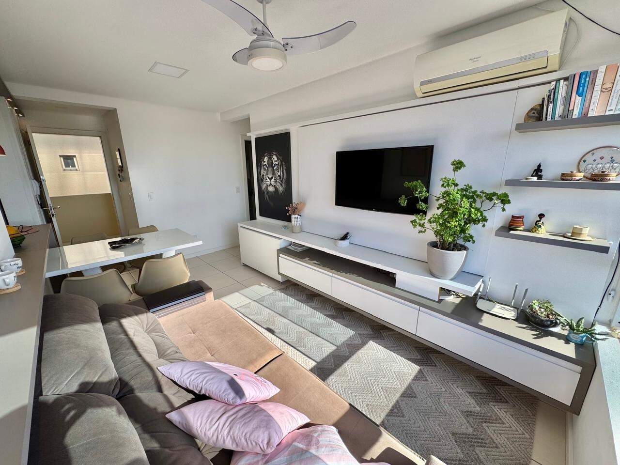 Apartamento à venda no Zona Nova: 