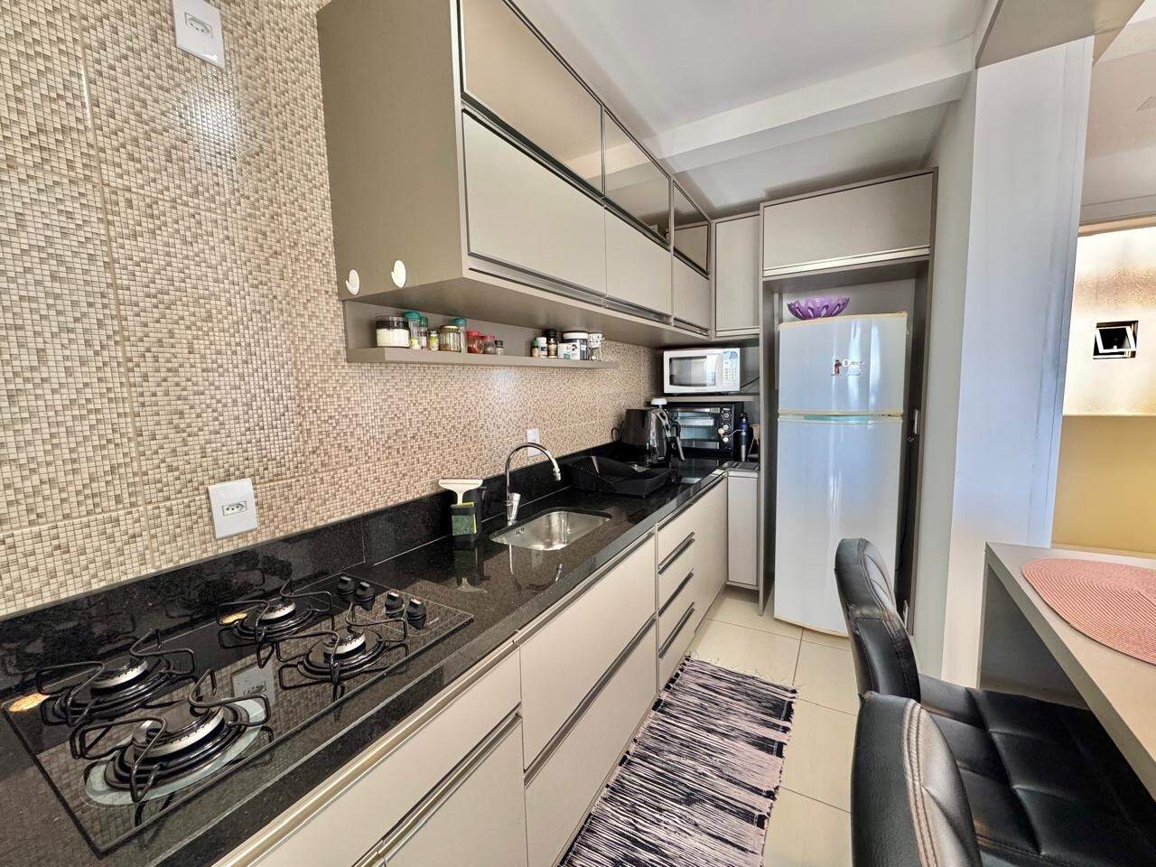 Apartamento à venda no Zona Nova: 