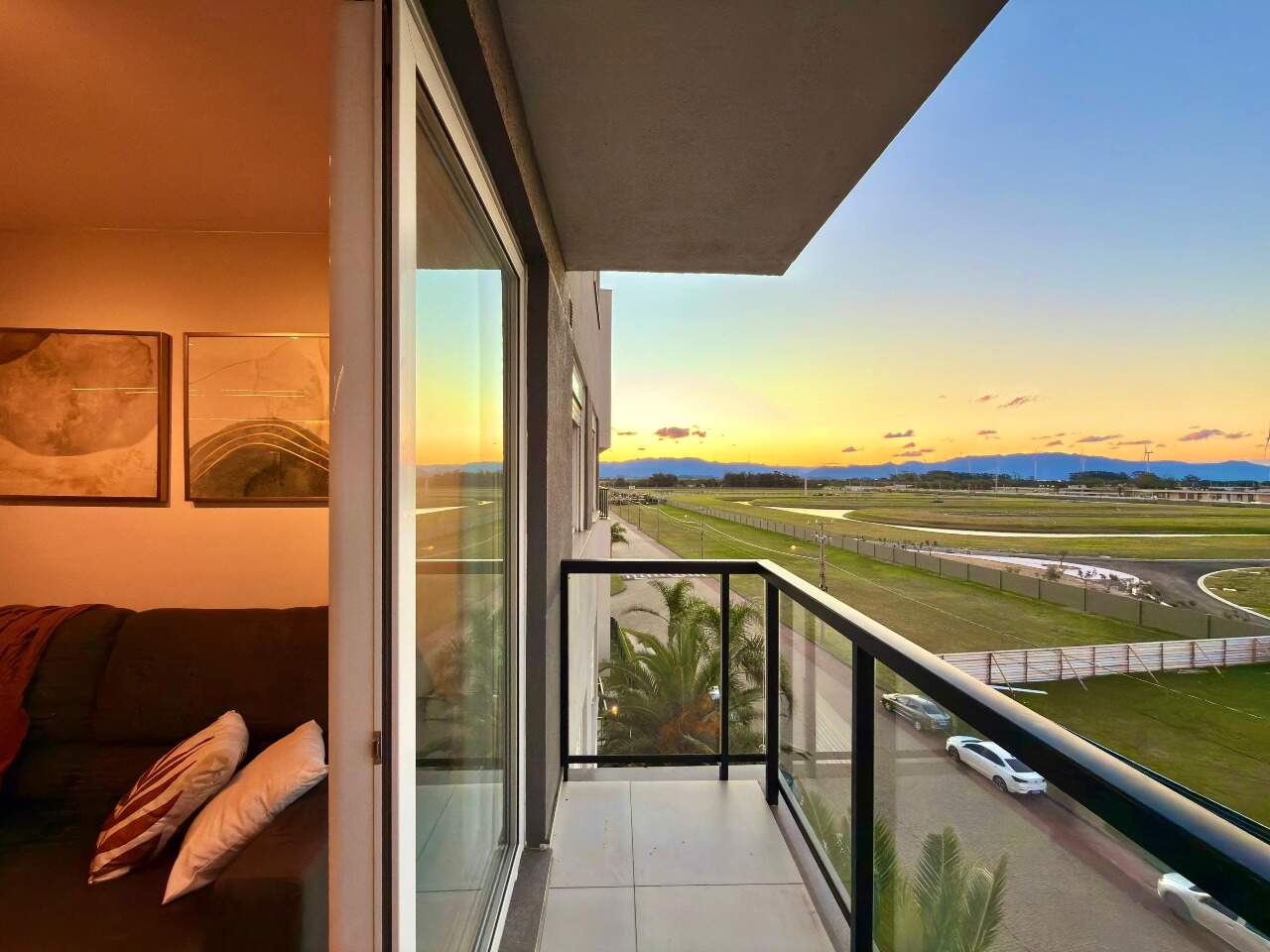 Apartamento à venda no Santorini Parque: 