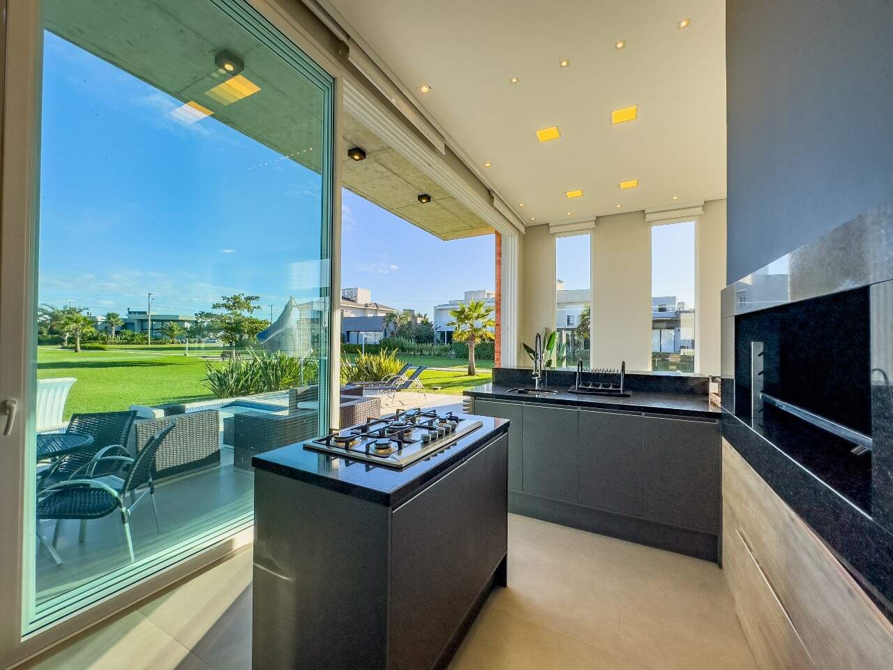 Casa em Condomínio à venda no Condominio Riviera: 