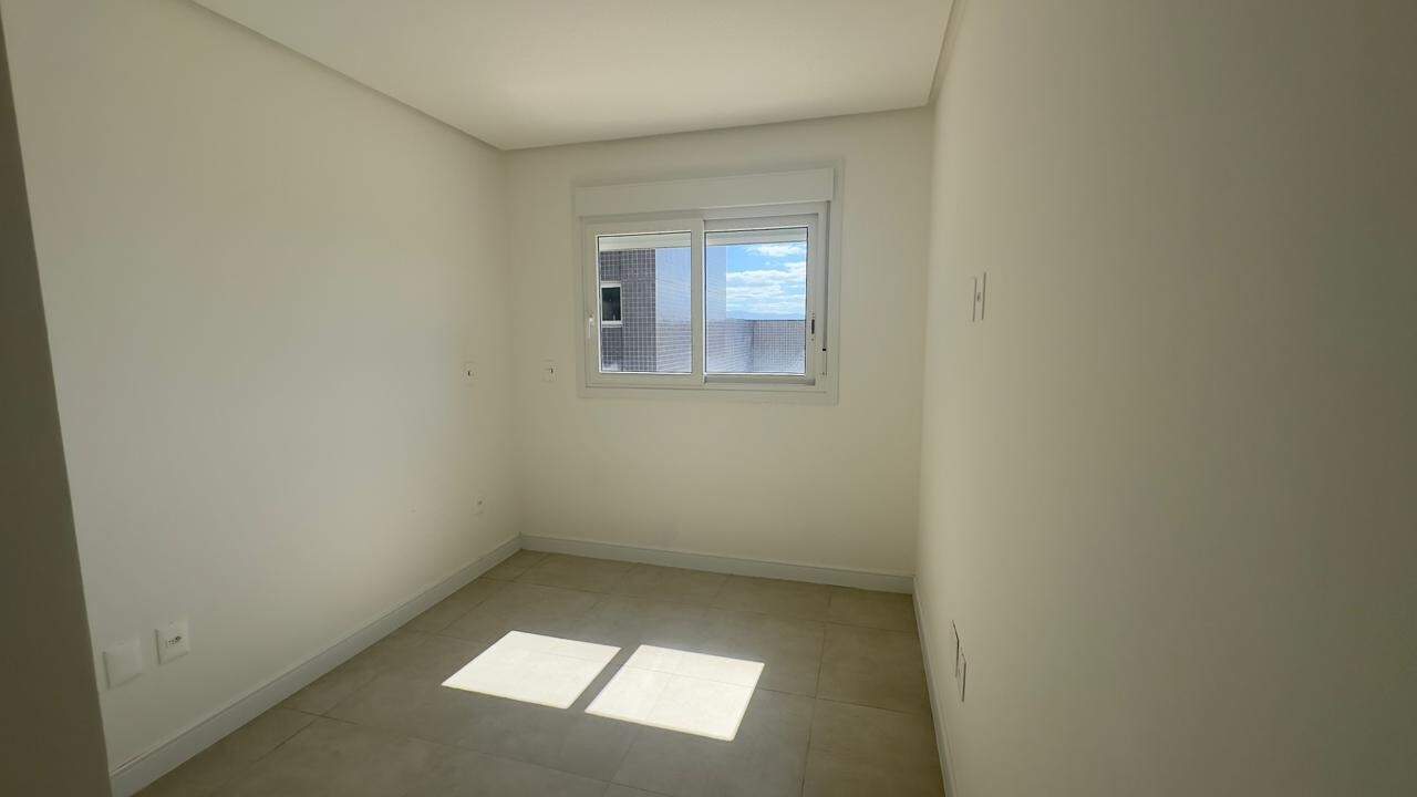 Apartamento à venda no Zona Nova: 