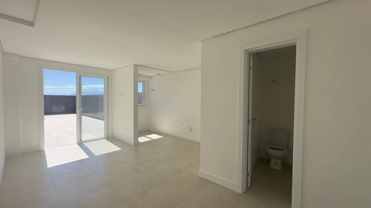 Apartamento à venda no Zona Nova: 