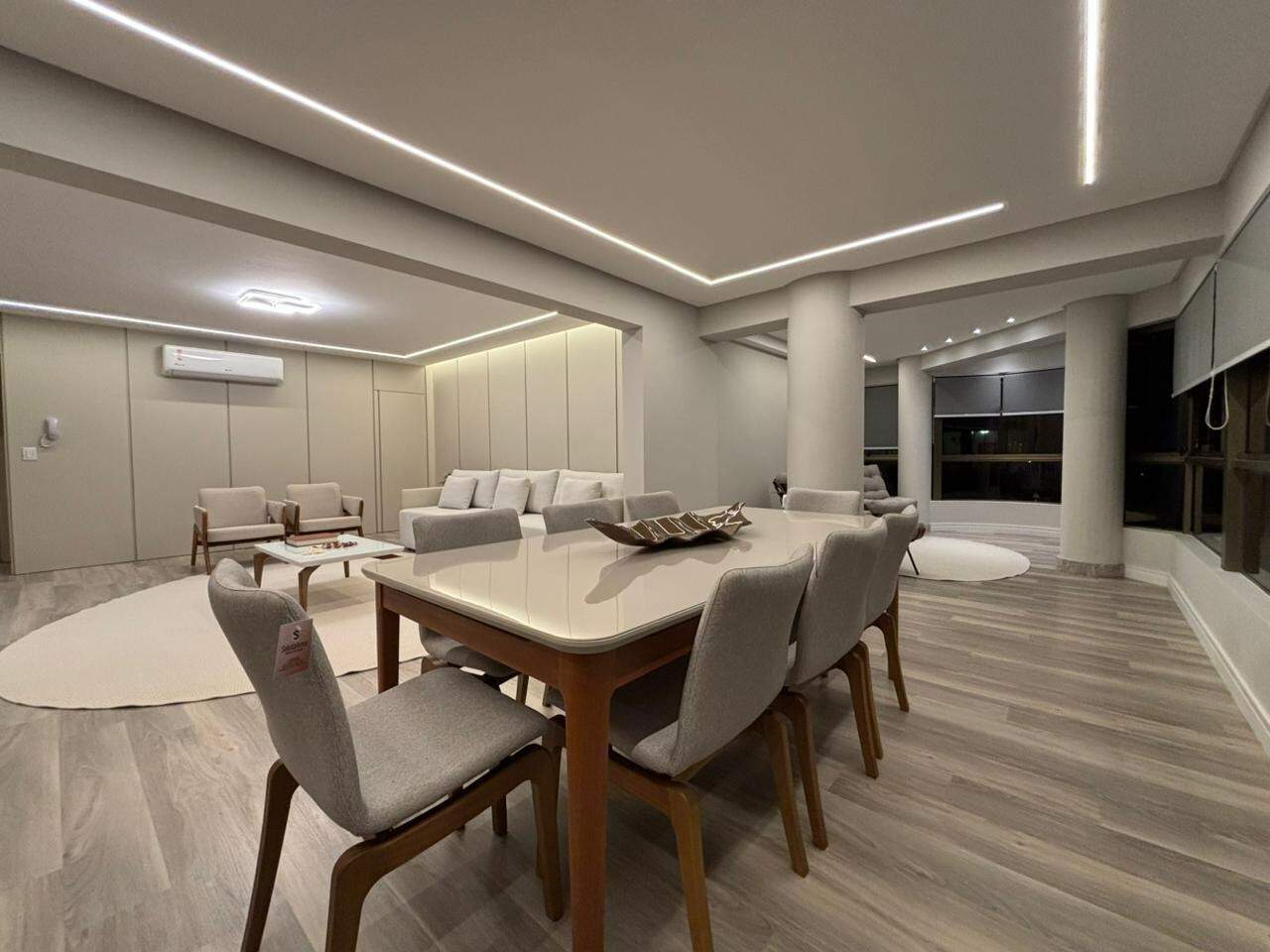 Apartamento à venda no Navegantes: 