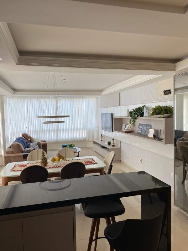 Apartamento à venda no Zona Nova: 