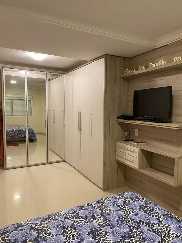 Apartamento à venda no Zona Nova: 
