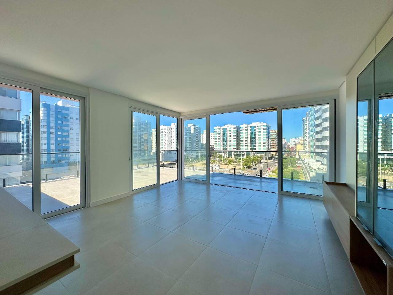 Apartamento à venda no Zona Nova: 