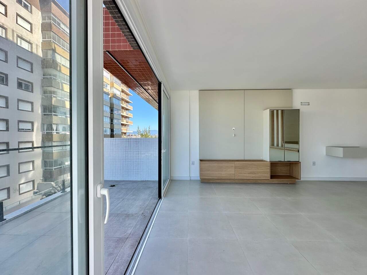 Apartamento à venda no Zona Nova: 