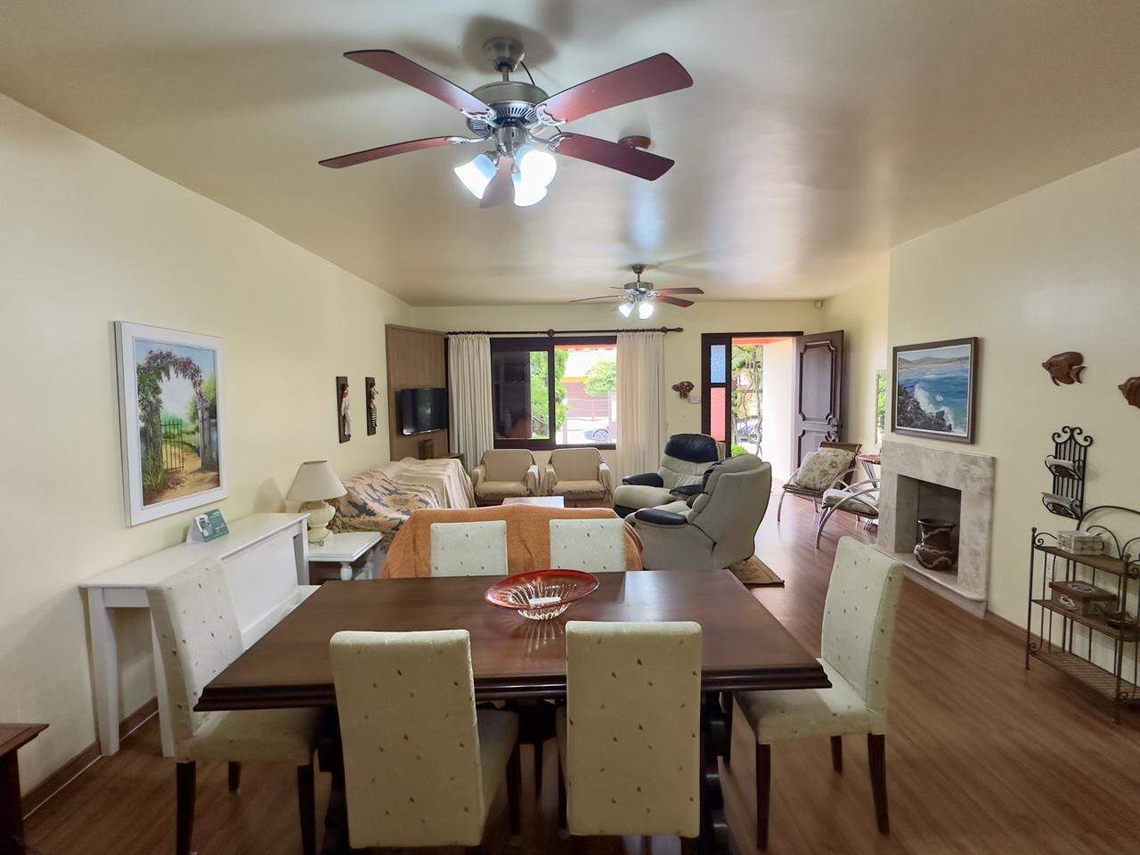Casa à venda no Xangri-lá: 