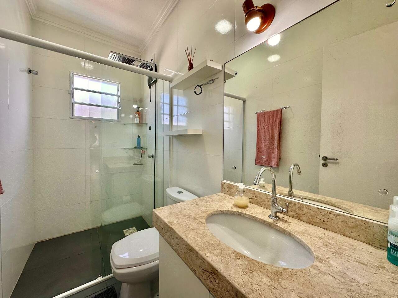 Casa à venda no Zona Nova: 