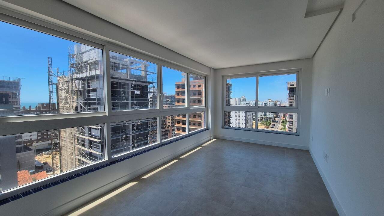 Apartamento à venda no Zona Nova: 