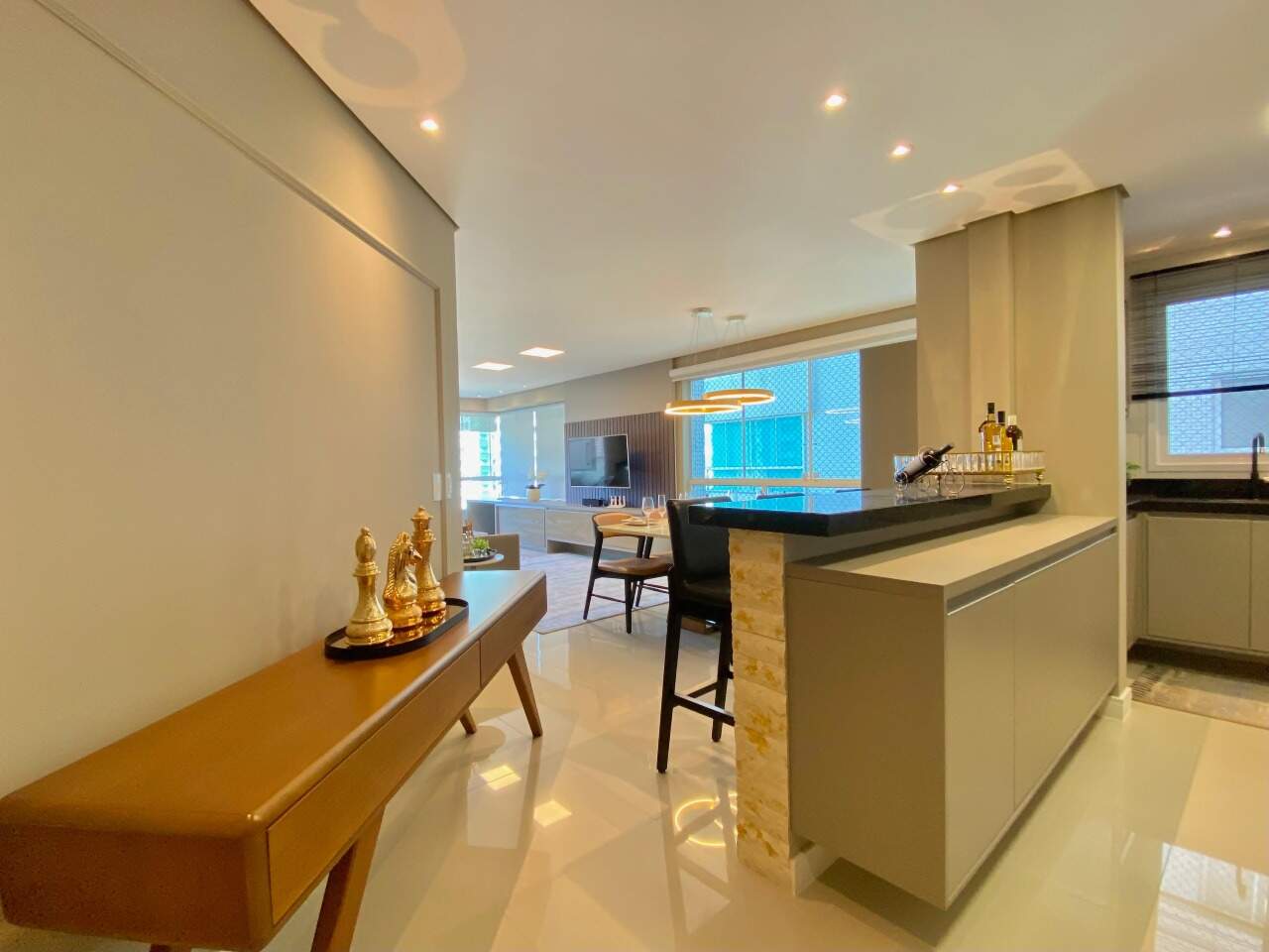 Apartamento à venda no Zona Nova: 
