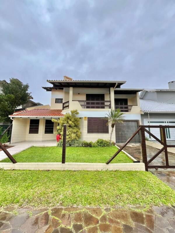 Casa à venda no Posto 4 (Capão Novo): 