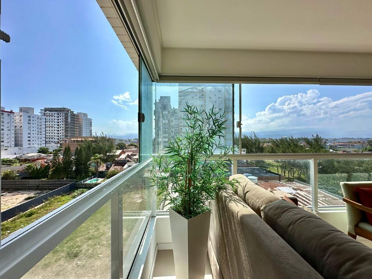 Apartamento à venda no Zona Nova: 