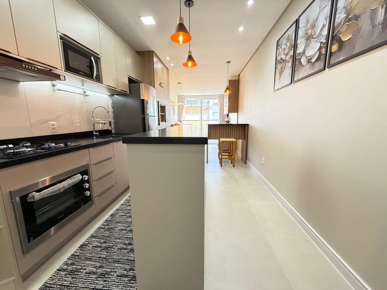 Apartamento à venda no Zona Nova: 